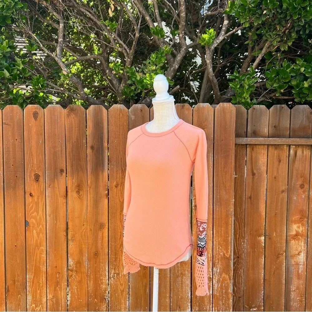 Free People BohoThermal Cuff Tee Rio Orange Long Sleeve Women Size Medium